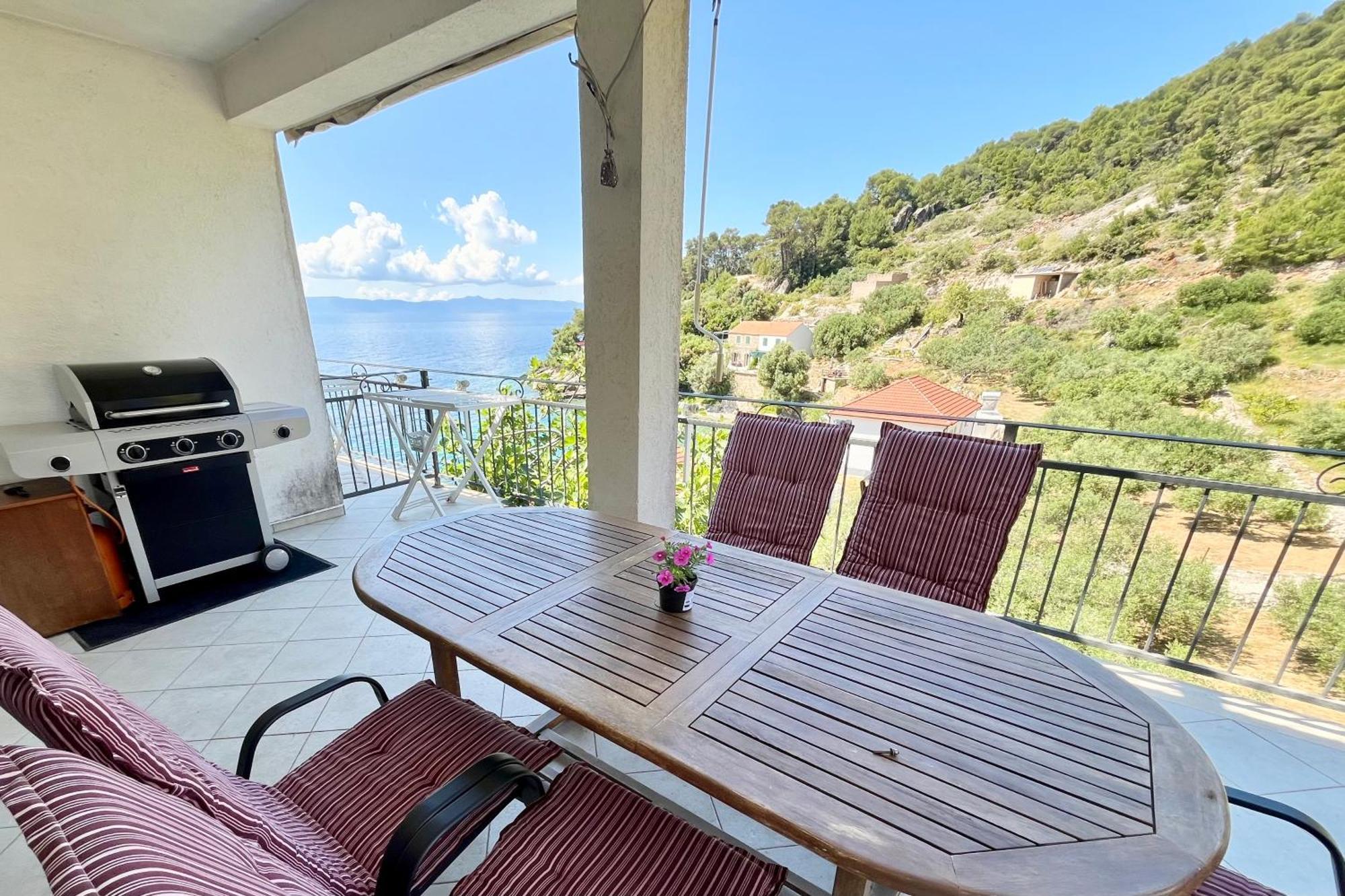Paradise Apartments - Robinson Getaway Gdinj Eksteriør billede